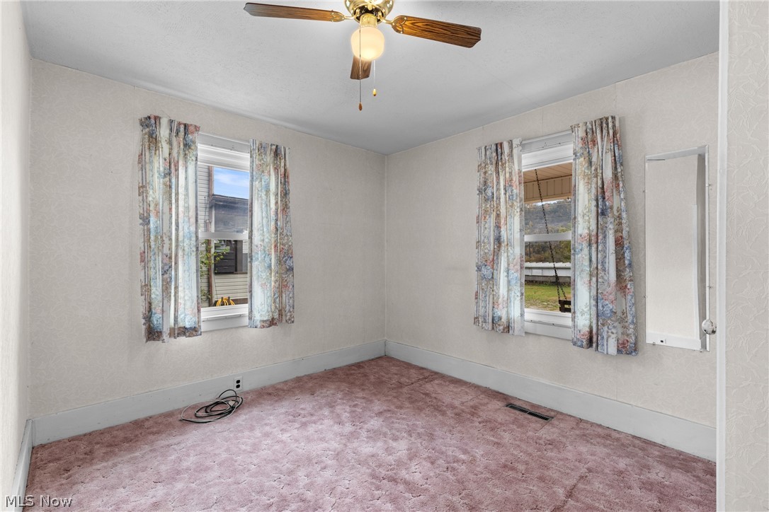 4033 Belmont Avenue Shadyside OH 43947