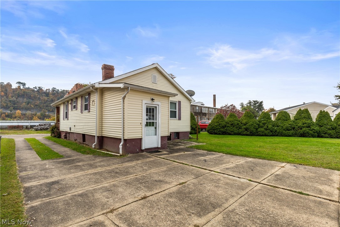 4033 Belmont Avenue Shadyside OH 43947