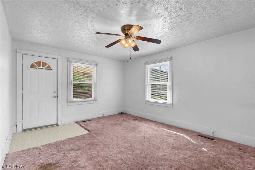 4033 Belmont Avenue Shadyside OH 43947