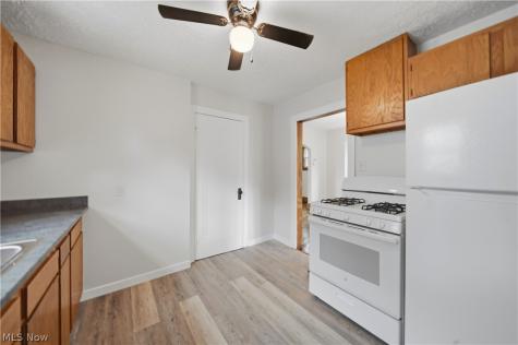 1009 Pardee Avenue Akron OH 44306