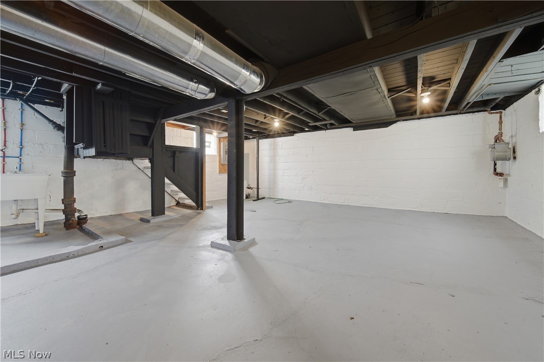 1009 Pardee Avenue Akron OH 44306