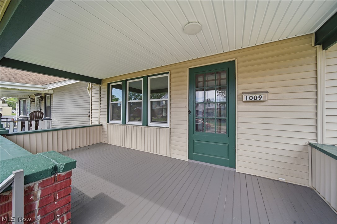 1009 Pardee Avenue Akron OH 44306