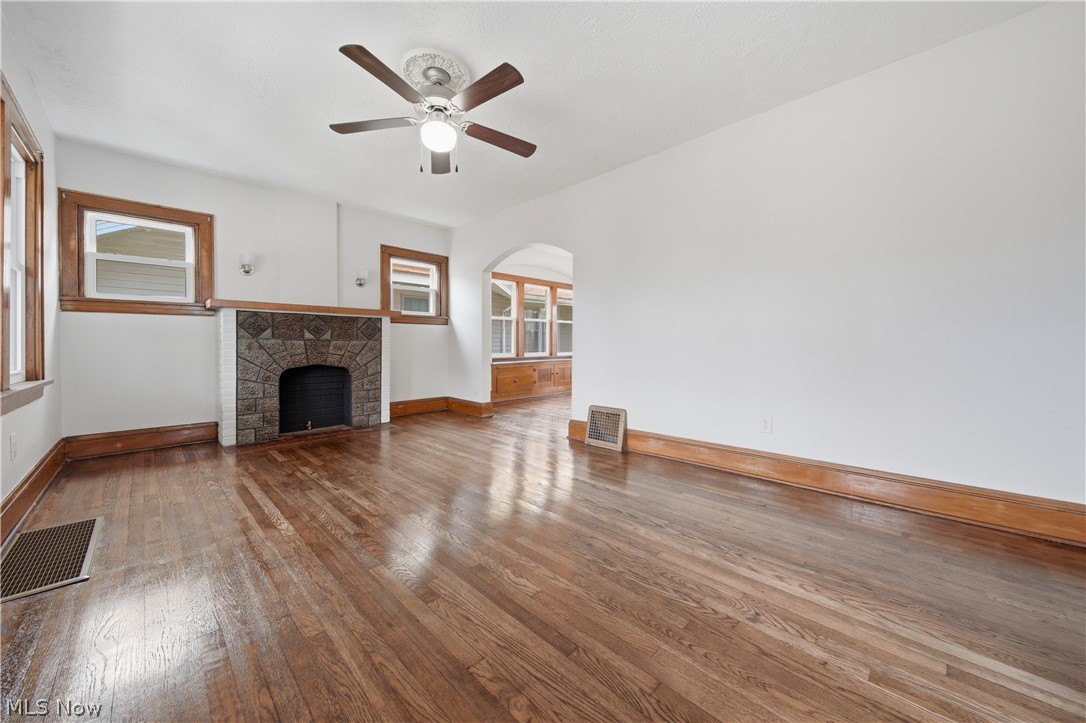 1009 Pardee Avenue Akron OH 44306