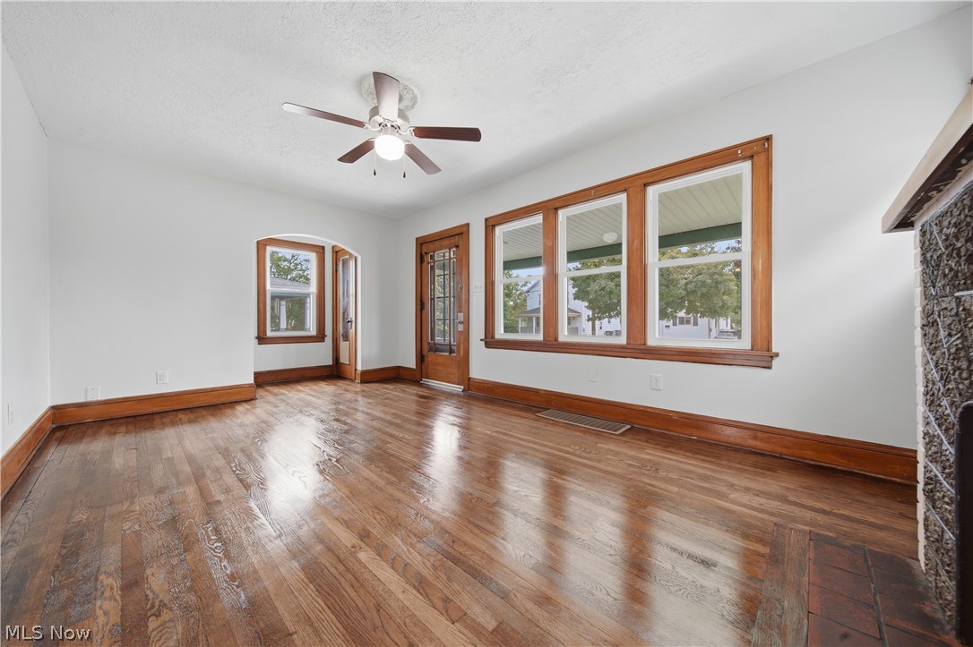 1009 Pardee Avenue Akron OH 44306
