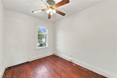 4018 Gifford Avenue Cleveland OH 44109