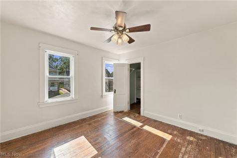 4018 Gifford Avenue Cleveland OH 44109