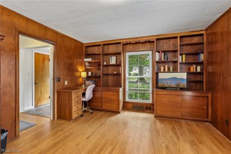 21299 S Woodland Road Shaker Heights OH 44122