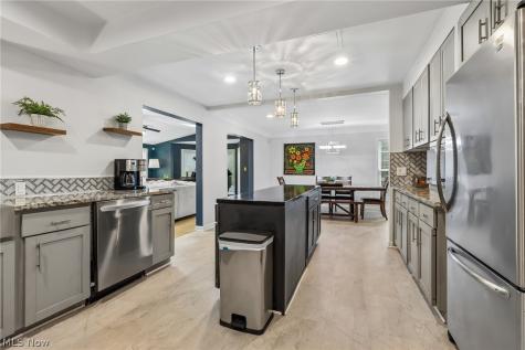 21299 S Woodland Road Shaker Heights OH 44122