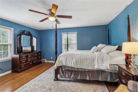 21299 S Woodland Road Shaker Heights OH 44122