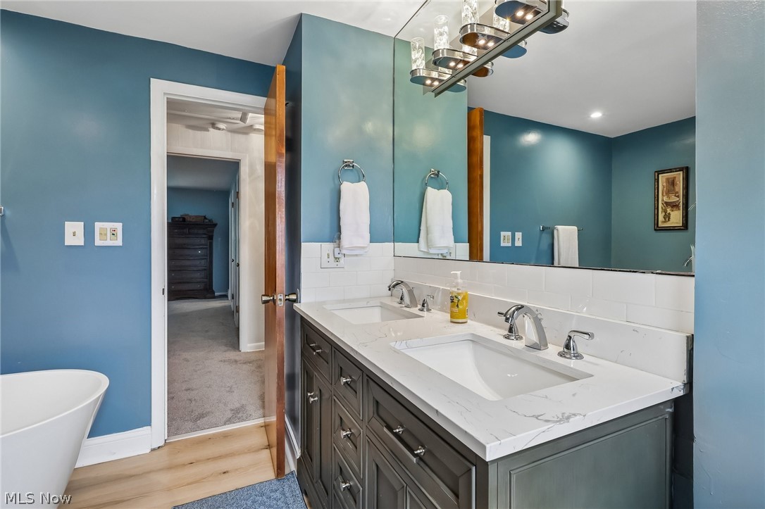 21299 S Woodland Road Shaker Heights OH 44122