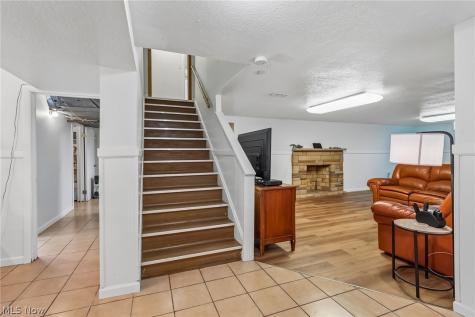 21299 S Woodland Road Shaker Heights OH 44122