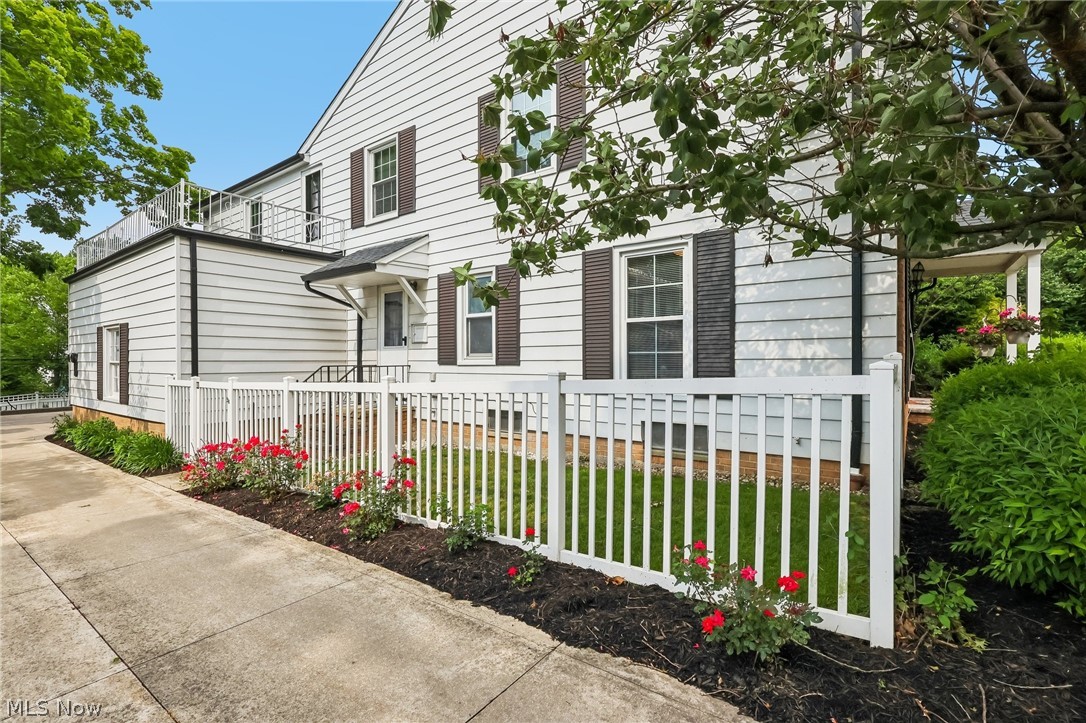 21299 S Woodland Road Shaker Heights OH 44122