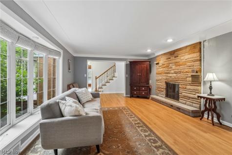 21299 S Woodland Road Shaker Heights OH 44122
