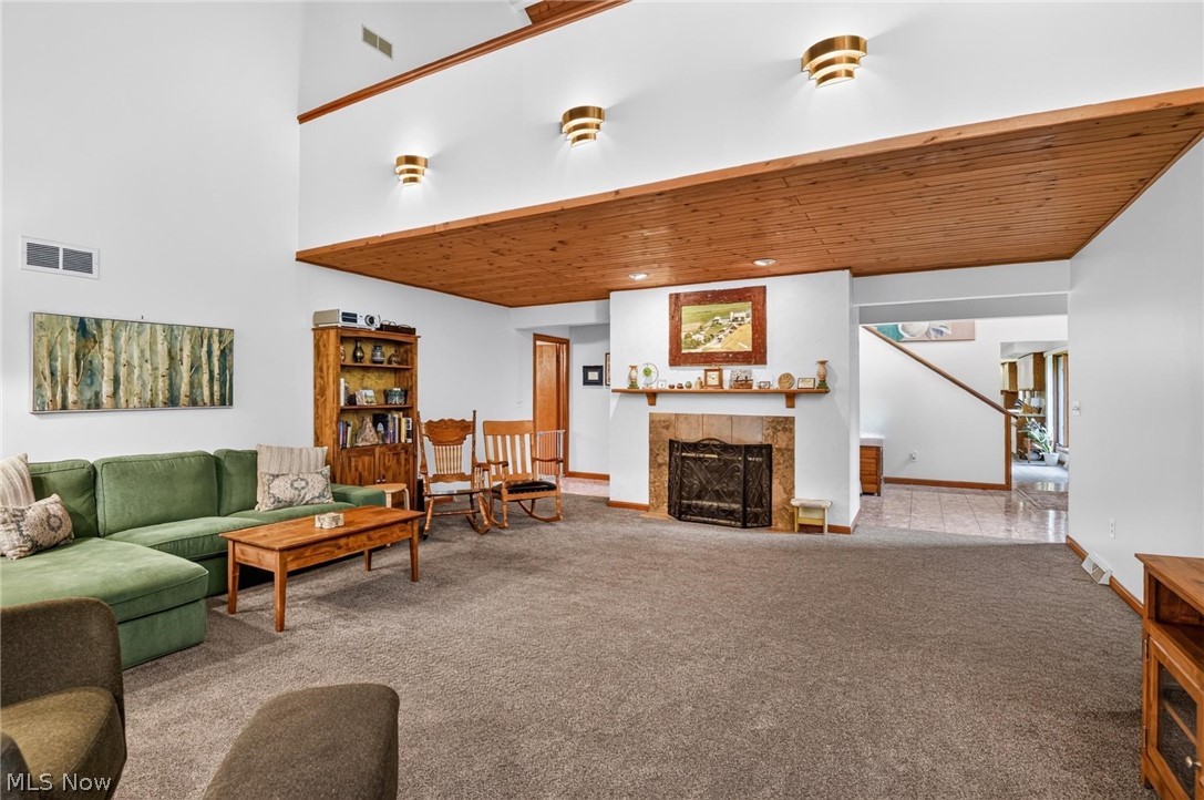1190 Trails Edge Drive Hubbard OH 44425