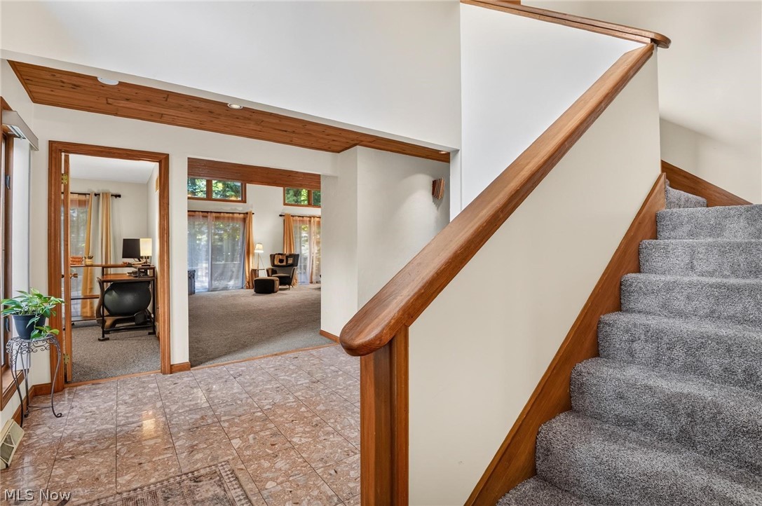 1190 Trails Edge Drive Hubbard OH 44425