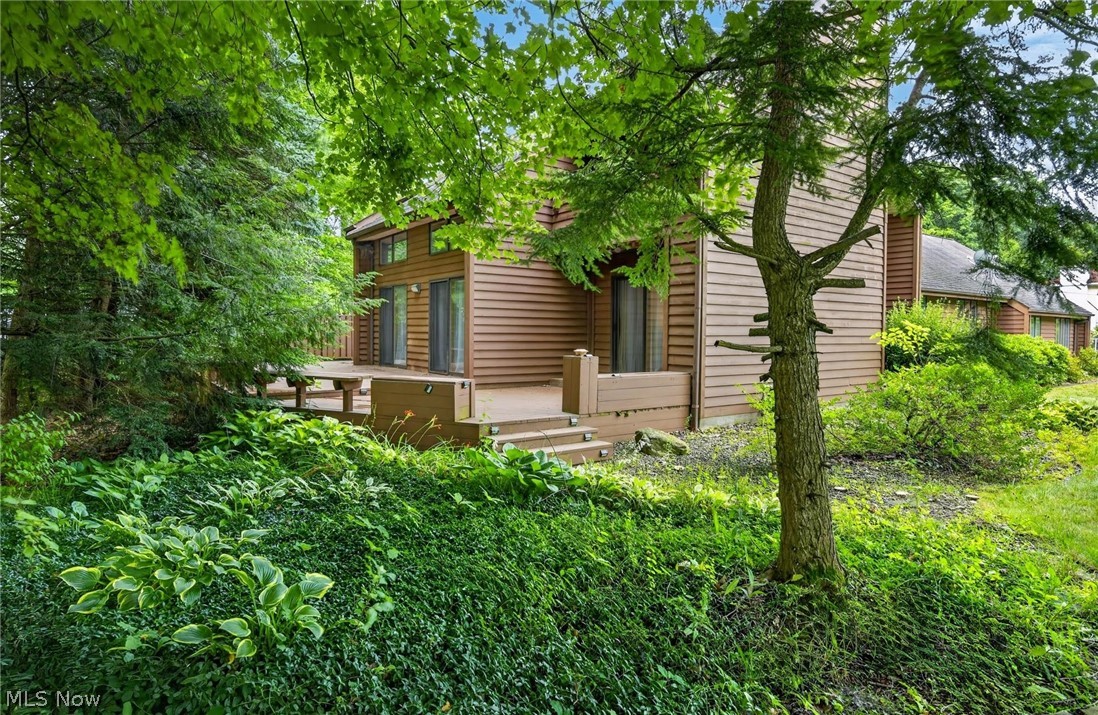 1190 Trails Edge Drive Hubbard OH 44425