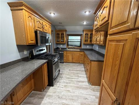 23481 Clifford Drive North Olmsted OH 44070