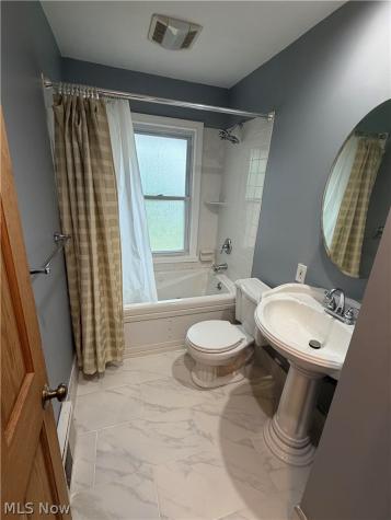 23481 Clifford Drive North Olmsted OH 44070