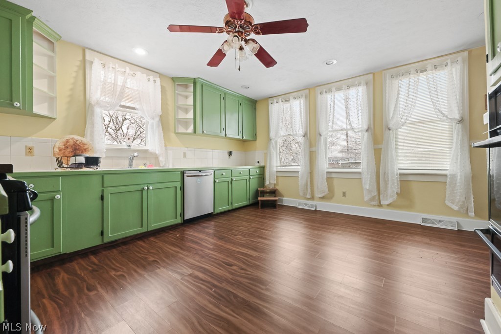 2145 Cherry Avenue Alliance OH 44601
