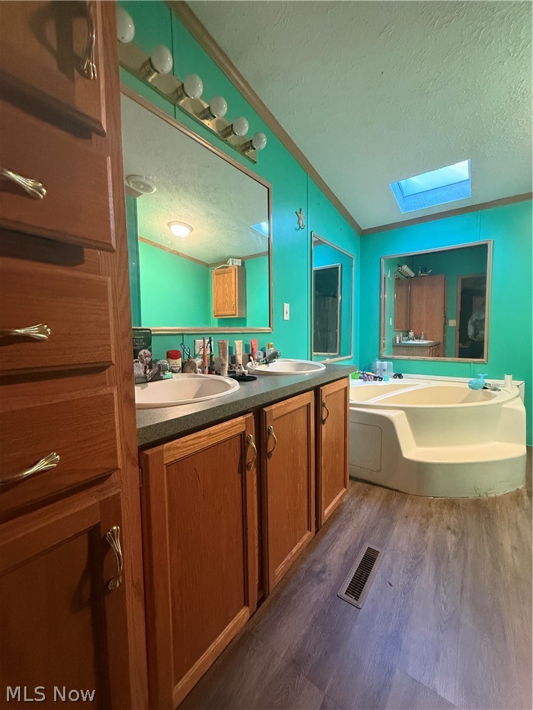 541 Allen Court Coshocton OH 43812