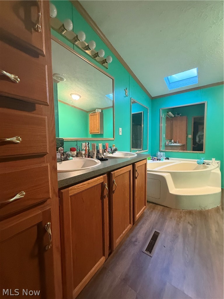 541 Allen Court Coshocton OH 43812