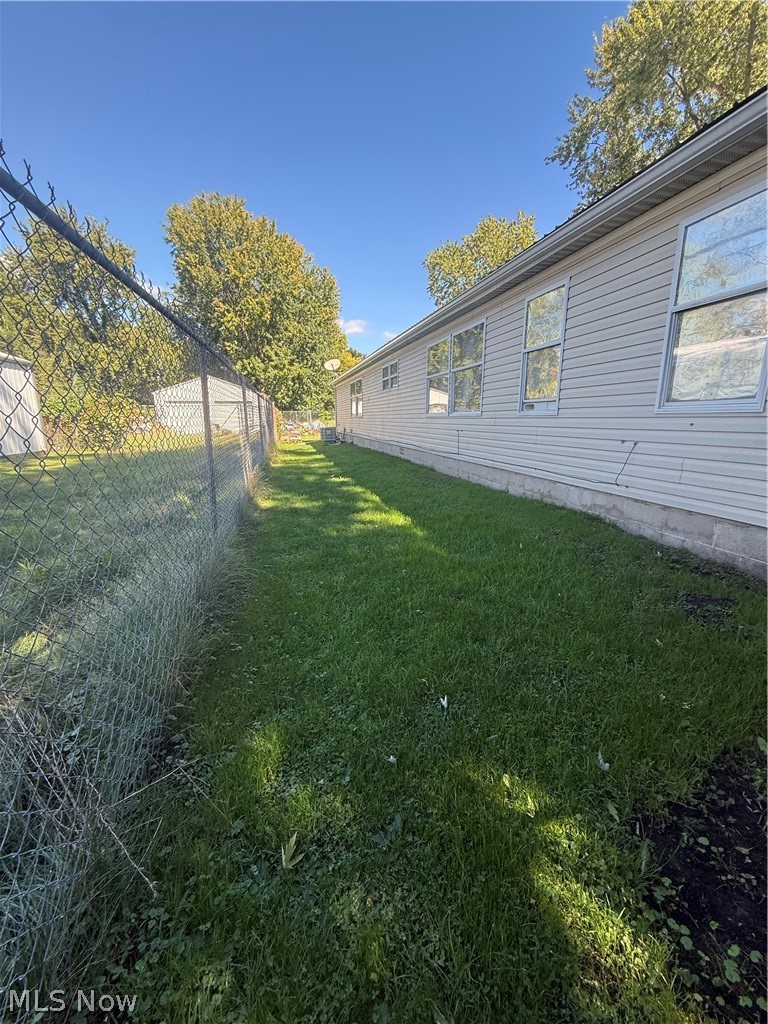 541 Allen Court Coshocton OH 43812