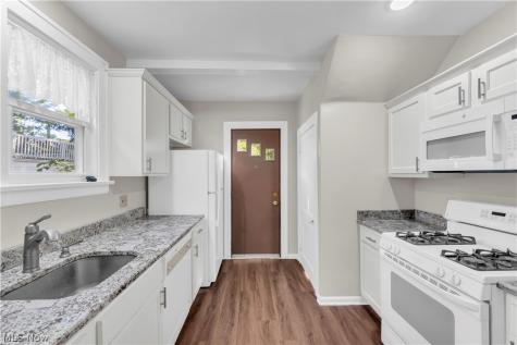 2937 Washington Boulevard Cleveland Heights OH 44118