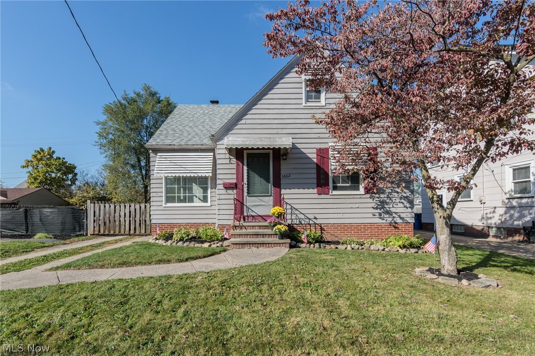 3662 W 116th Street Cleveland OH 44111