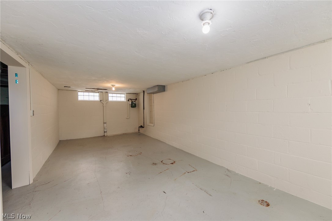 3662 W 116th Street Cleveland OH 44111