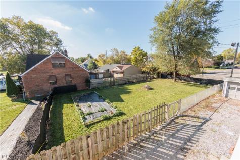 3662 W 116th Street Cleveland OH 44111