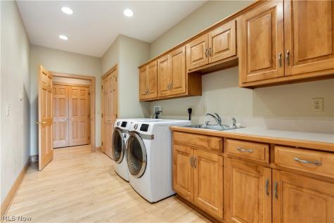 15644 Marshallville Street NW Canal Fulton OH 44614