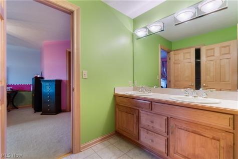 15644 Marshallville Street NW Canal Fulton OH 44614