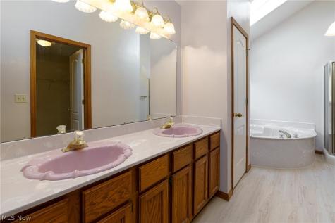 7555 Andover Lane North Royalton OH 44133