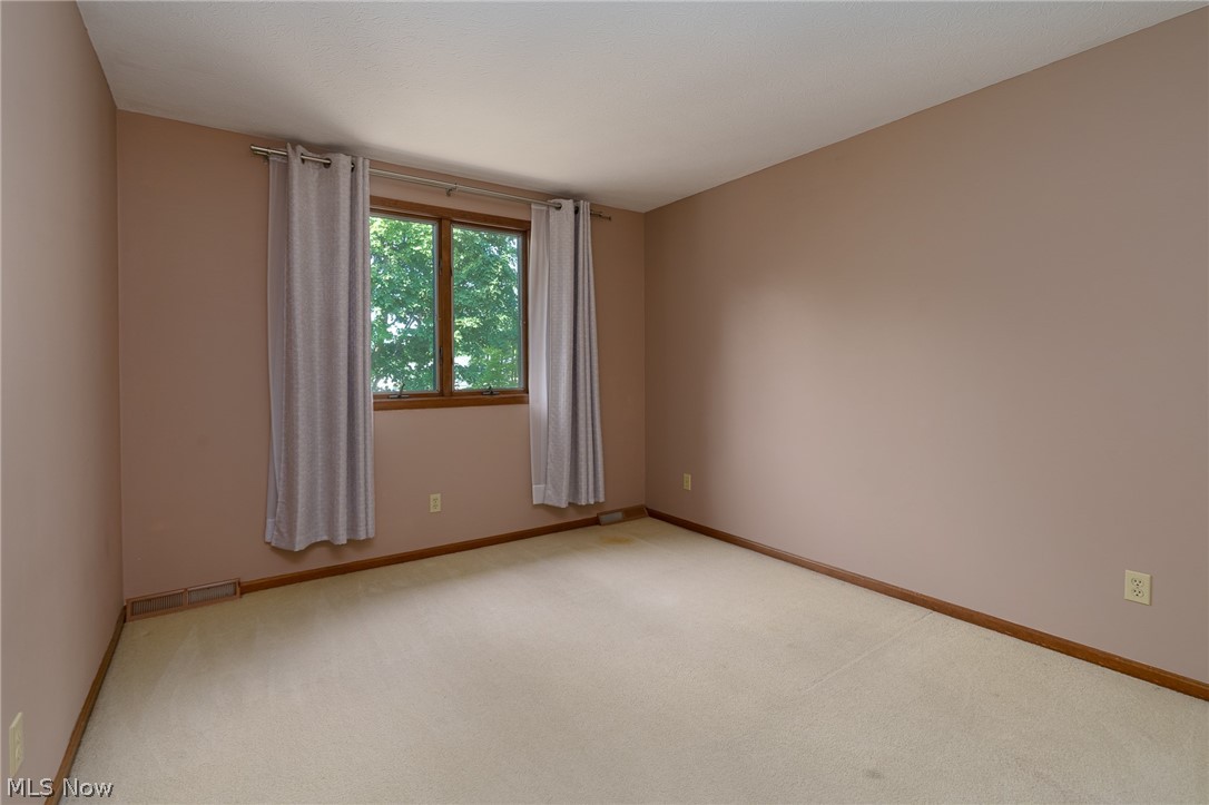 7555 Andover Lane North Royalton OH 44133