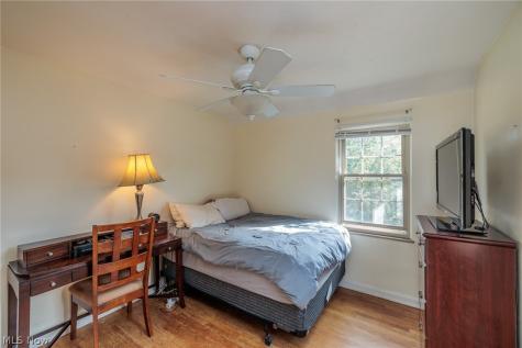 3166 W 162nd Street Cleveland OH 44111