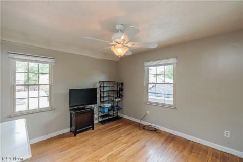 3166 W 162nd Street Cleveland OH 44111