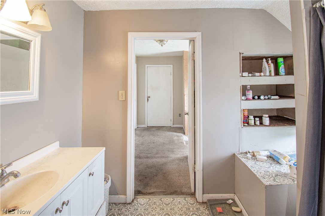126 14th Street NW Barberton OH 44203