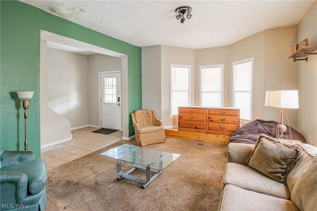 126 14th Street NW Barberton OH 44203