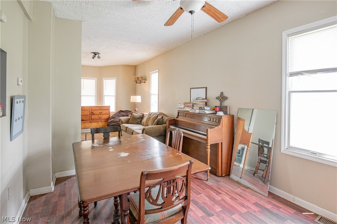 126 14th Street NW Barberton OH 44203