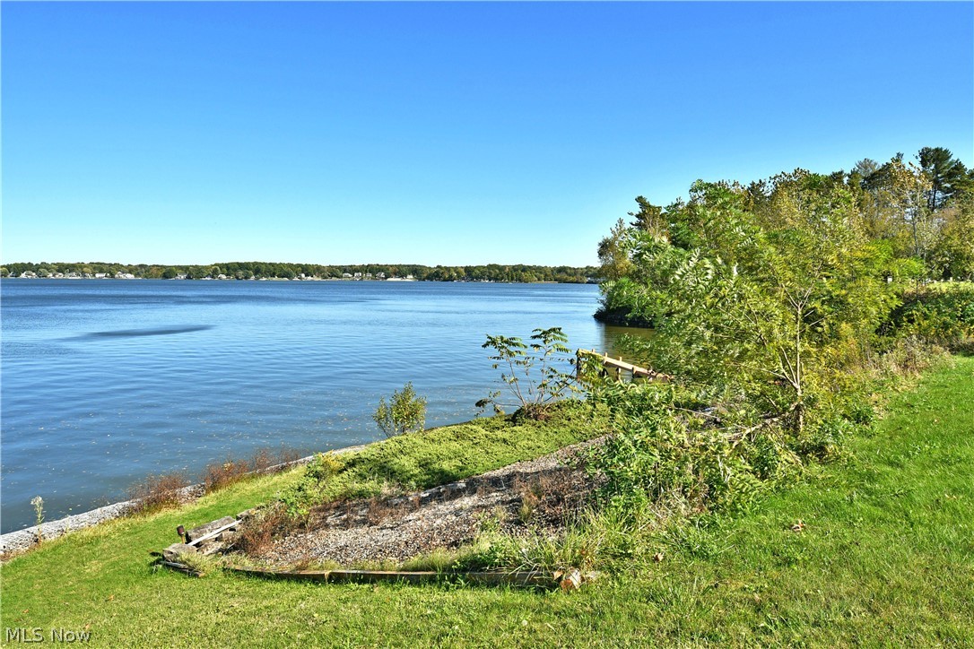 767 Grandview Road Lake Milton OH 44429
