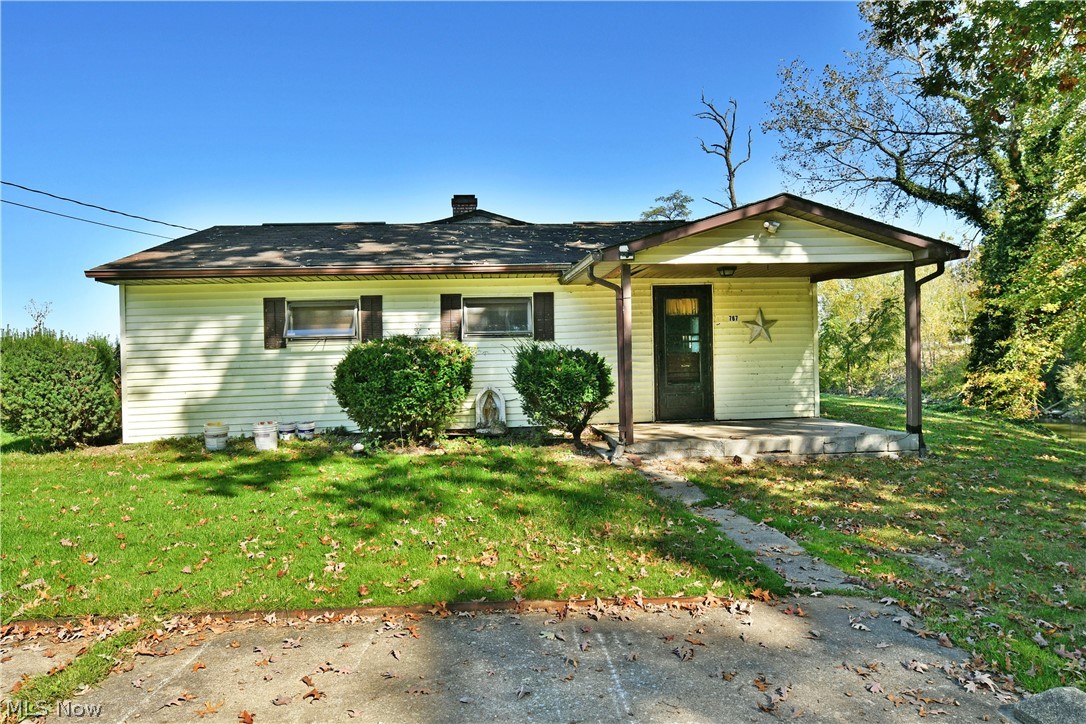767 Grandview Road Lake Milton OH 44429