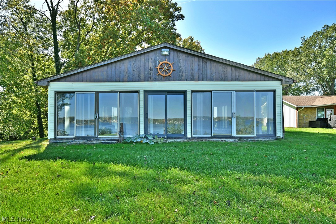 767 Grandview Road Lake Milton OH 44429