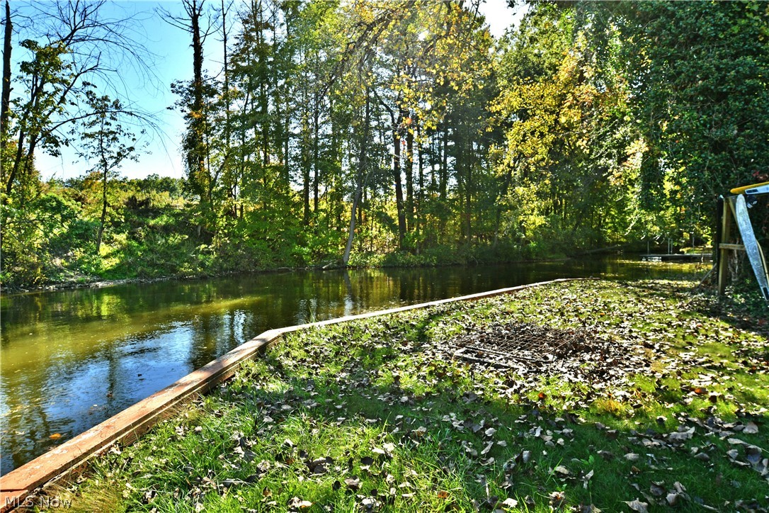 767 Grandview Road Lake Milton OH 44429