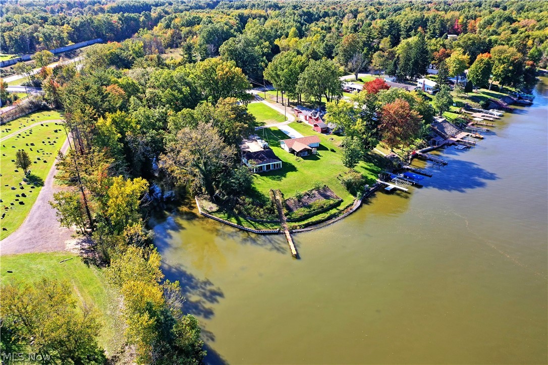 767 Grandview Road Lake Milton OH 44429