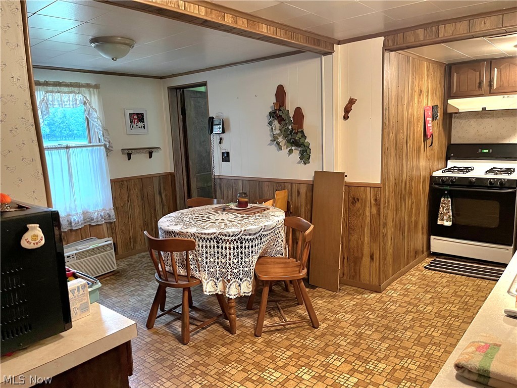 5798 Ridge Road Cortland OH 44410