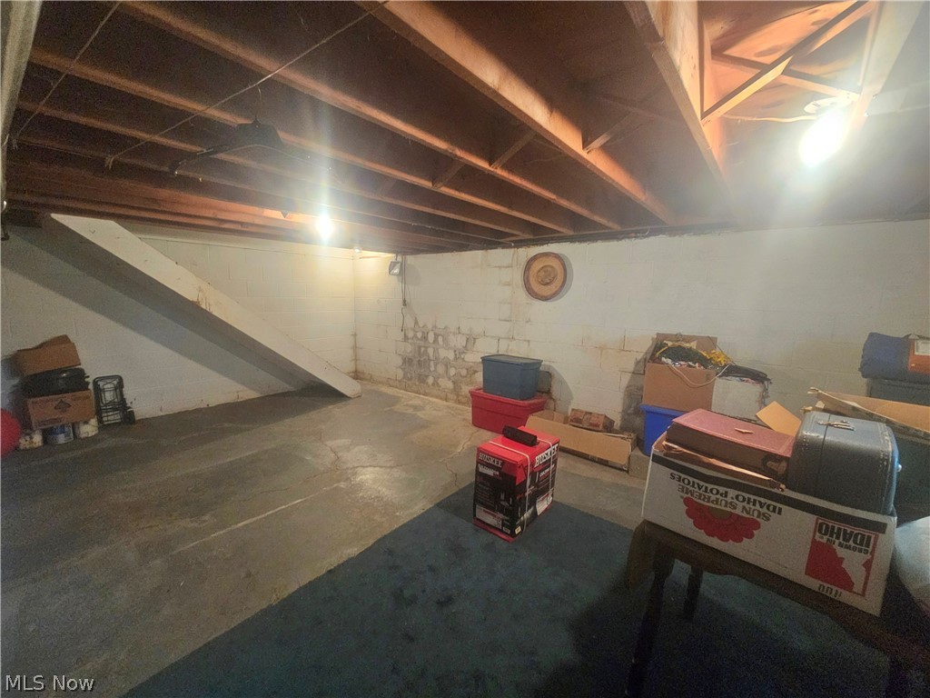 5798 Ridge Road Cortland OH 44410