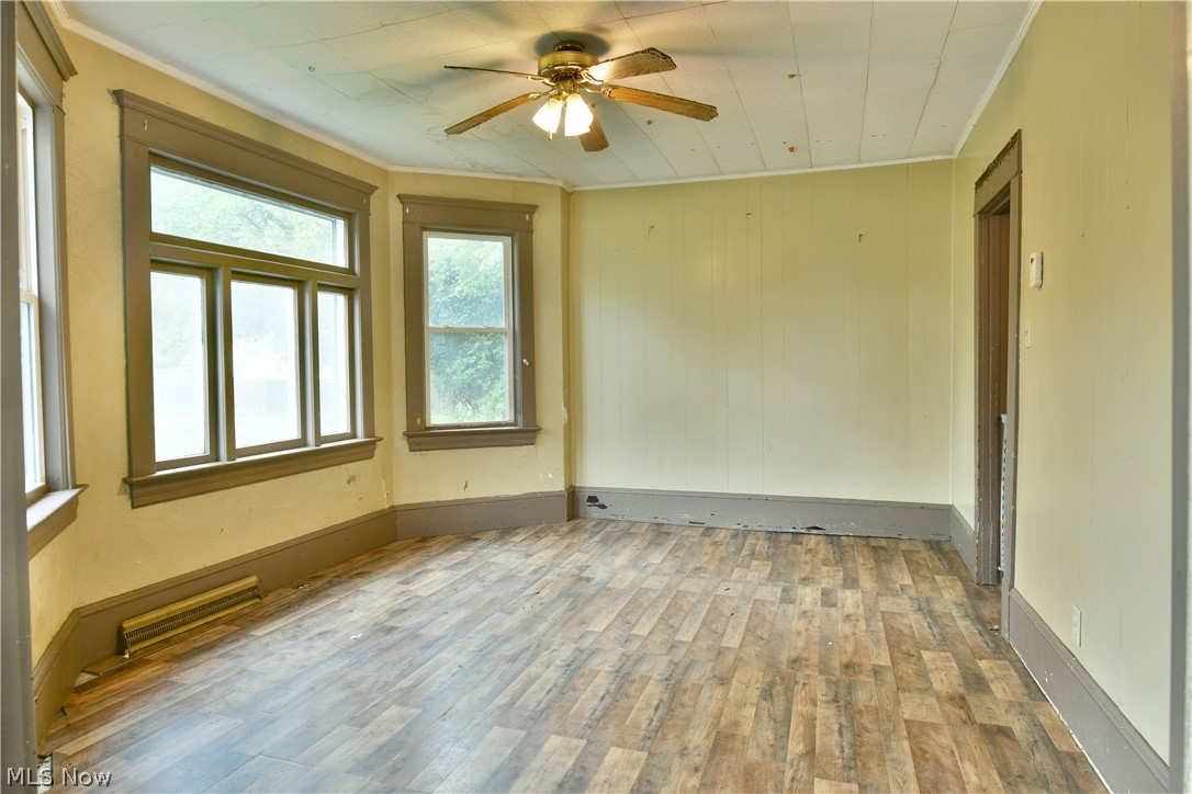 201 Elm Street Struthers OH 44471