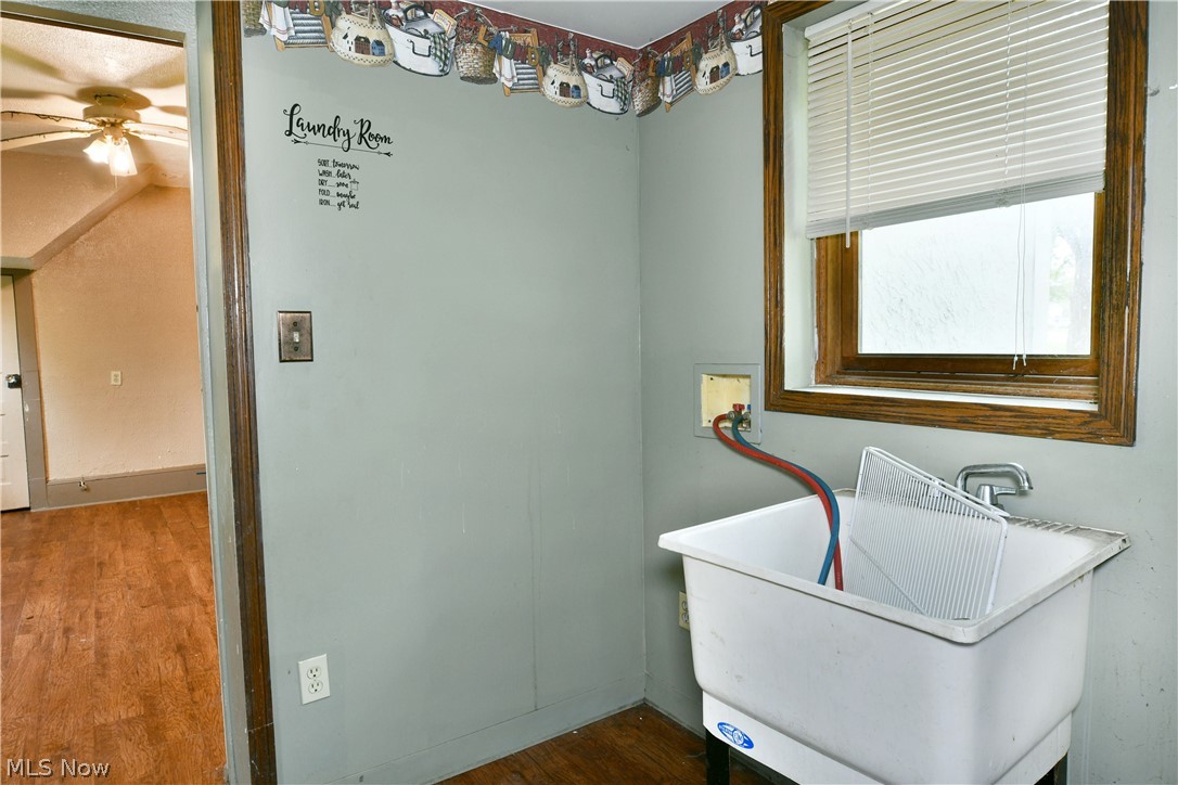 201 Elm Street Struthers OH 44471