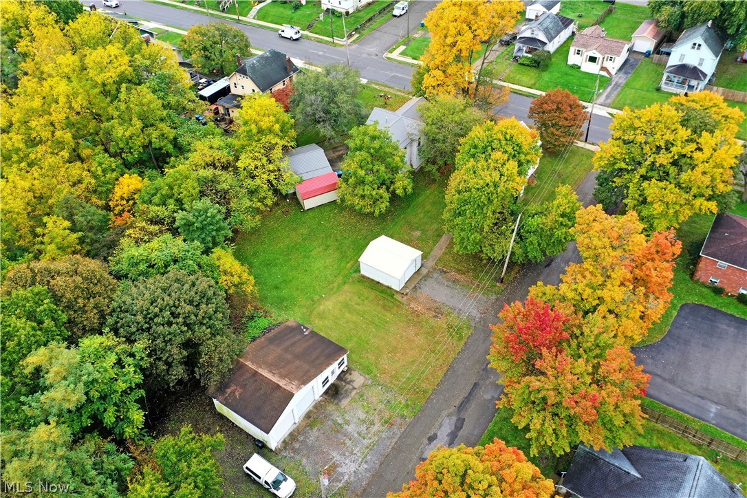 201 Elm Street Struthers OH 44471