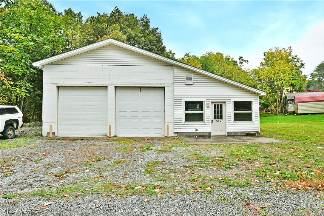 201 Elm Street Struthers OH 44471